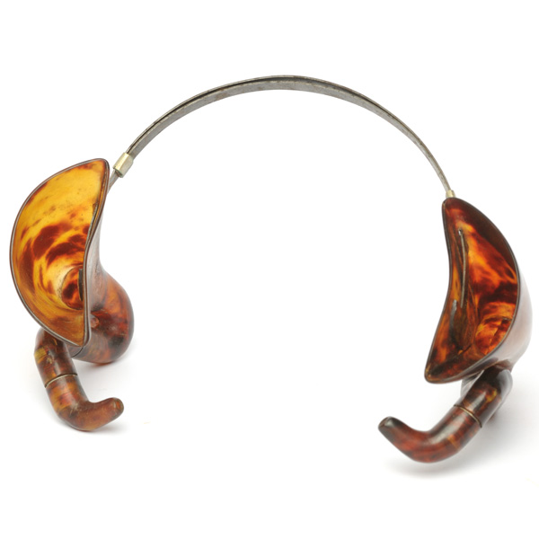 picture shows auricle ear trumpet @ EarTrumpets.co.uk