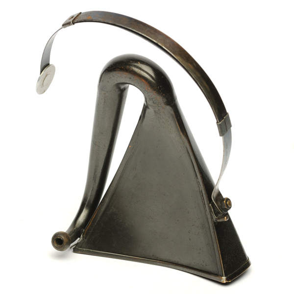 picture shows auricle ear trumpet @ EarTrumpets.co.uk
