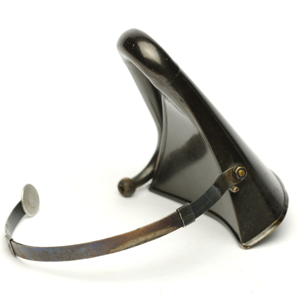 picture shows auricle ear trumpet @ EarTrumpets.co.uk