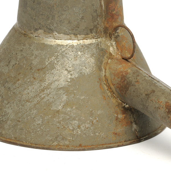 picture shows large dome ear trumpet @ EarTrumpets.co.uk