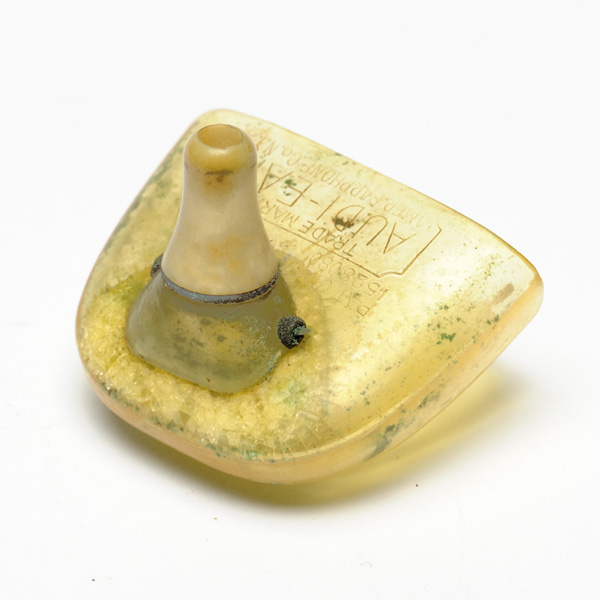 picture shows auricle ear trumpet @ EarTrumpets.co.uk