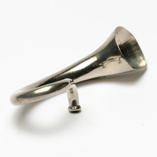 picture shows auricle ear trumpet @ EarTrumpets.co.uk