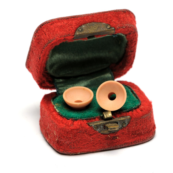 picture shows ear tube ear trumpet @ EarTrumpets.co.uk