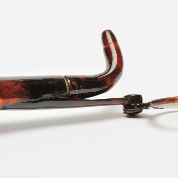 picture shows tragus ear trumpet @ EarTrumpets.co.uk