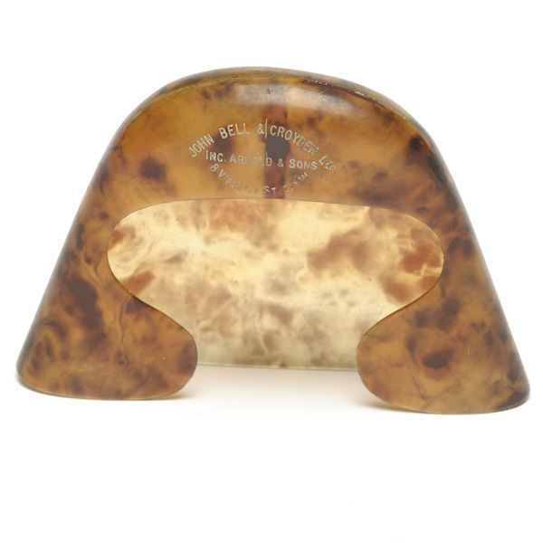 picture shows auricle ear trumpet @ EarTrumpets.co.uk
