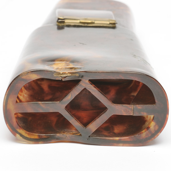 picture shows tragus ear trumpet @ EarTrumpets.co.uk