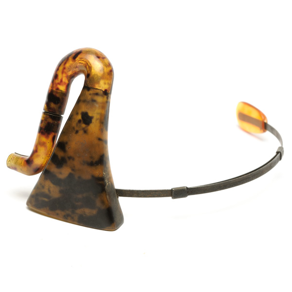 picture shows auricle ear trumpet @ EarTrumpets.co.uk